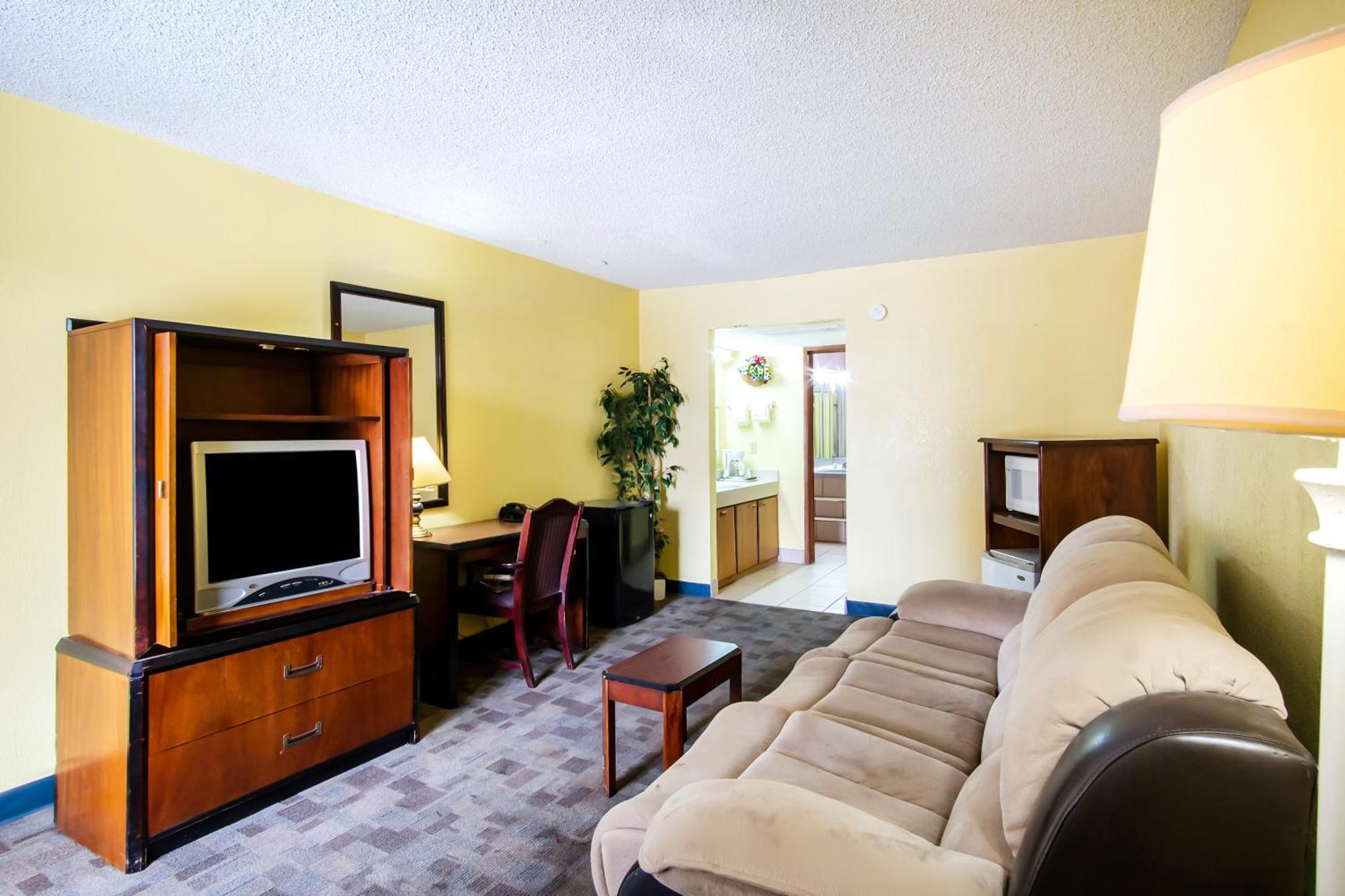 Oyo Hotel Hutchinson West 4Th Ave المظهر الخارجي الصورة