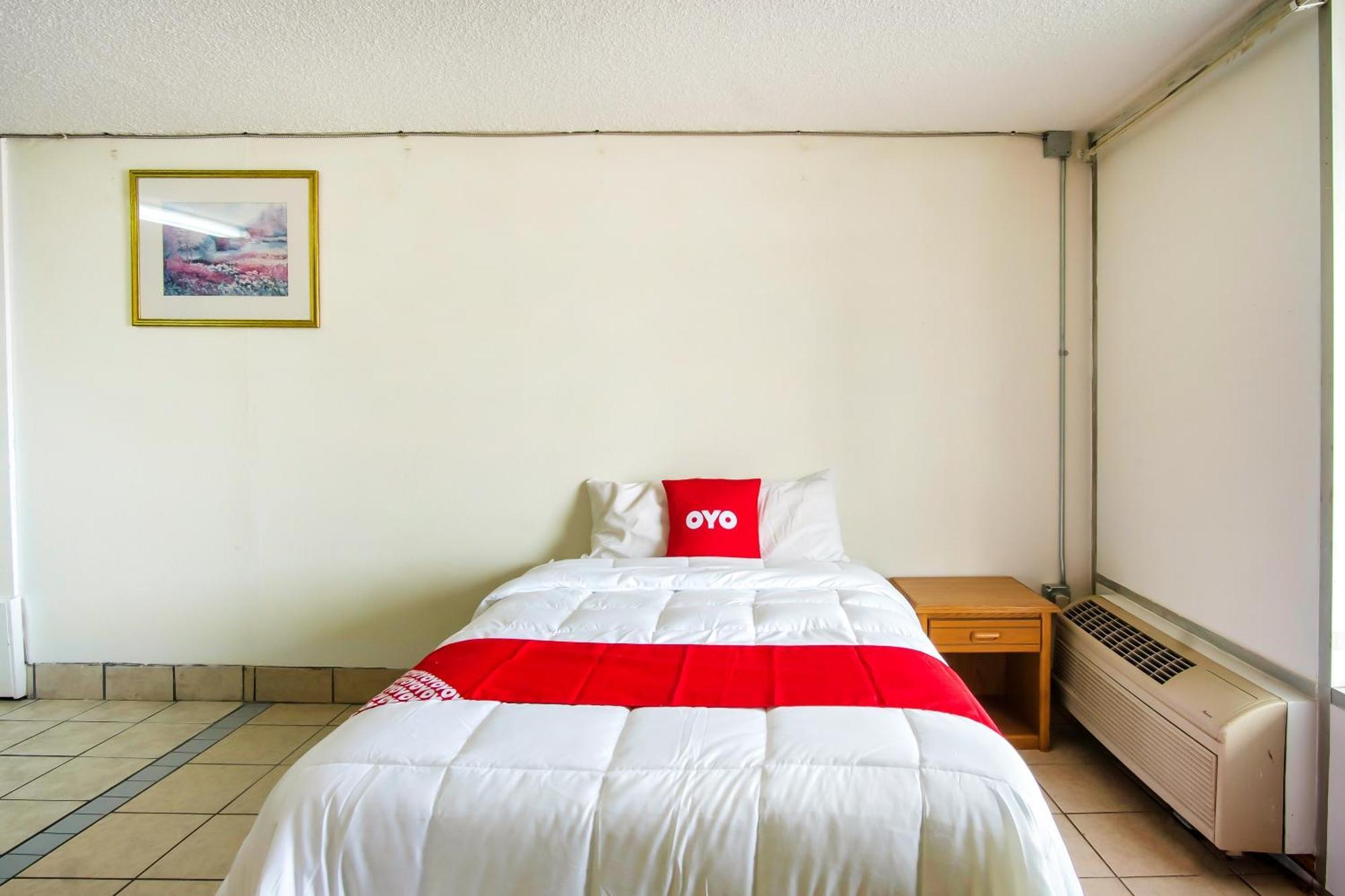 Oyo Hotel Hutchinson West 4Th Ave المظهر الخارجي الصورة