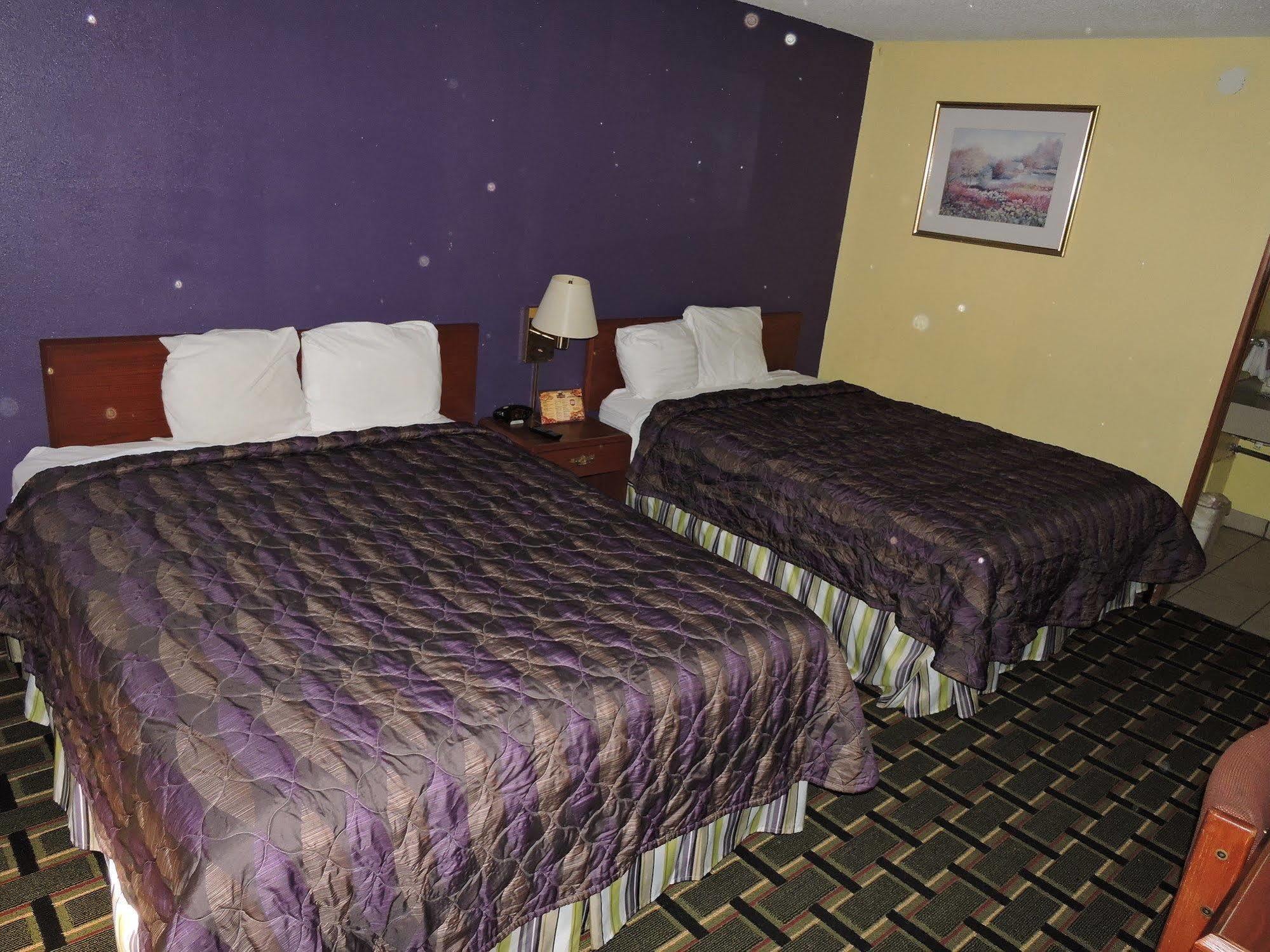 Oyo Hotel Hutchinson West 4Th Ave المظهر الخارجي الصورة